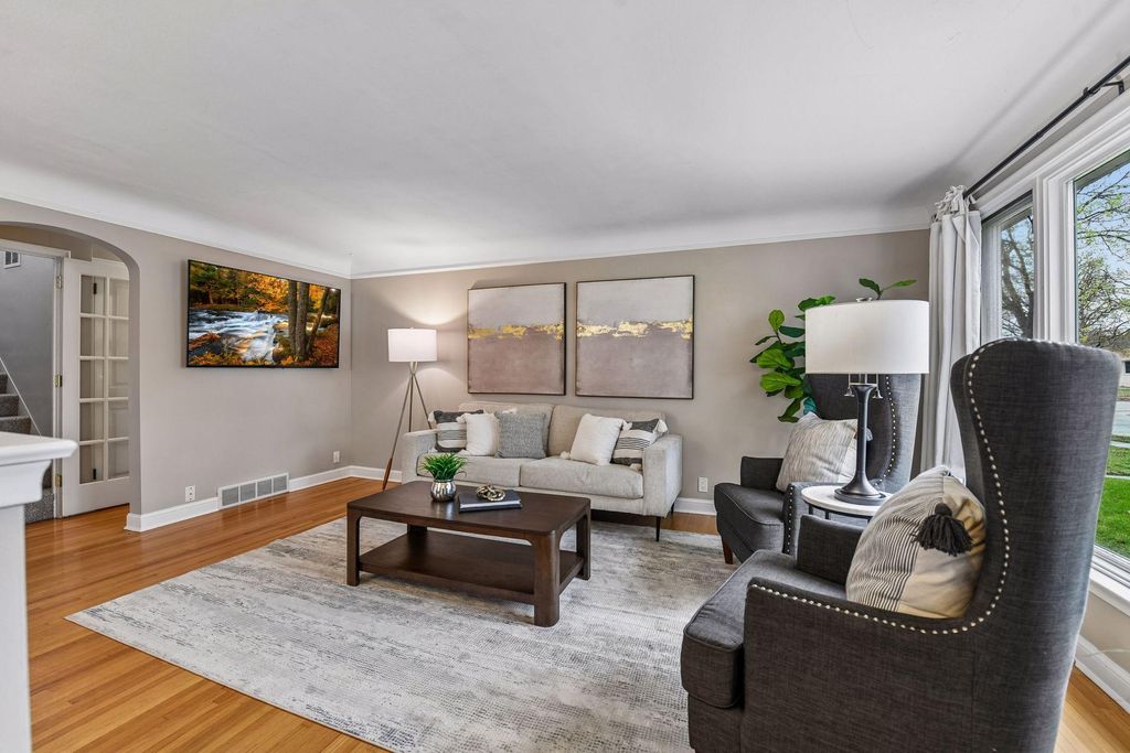 Photo of 1605 Nokomis Court, Minneapolis, MN 55417 (MLS # 7056276)