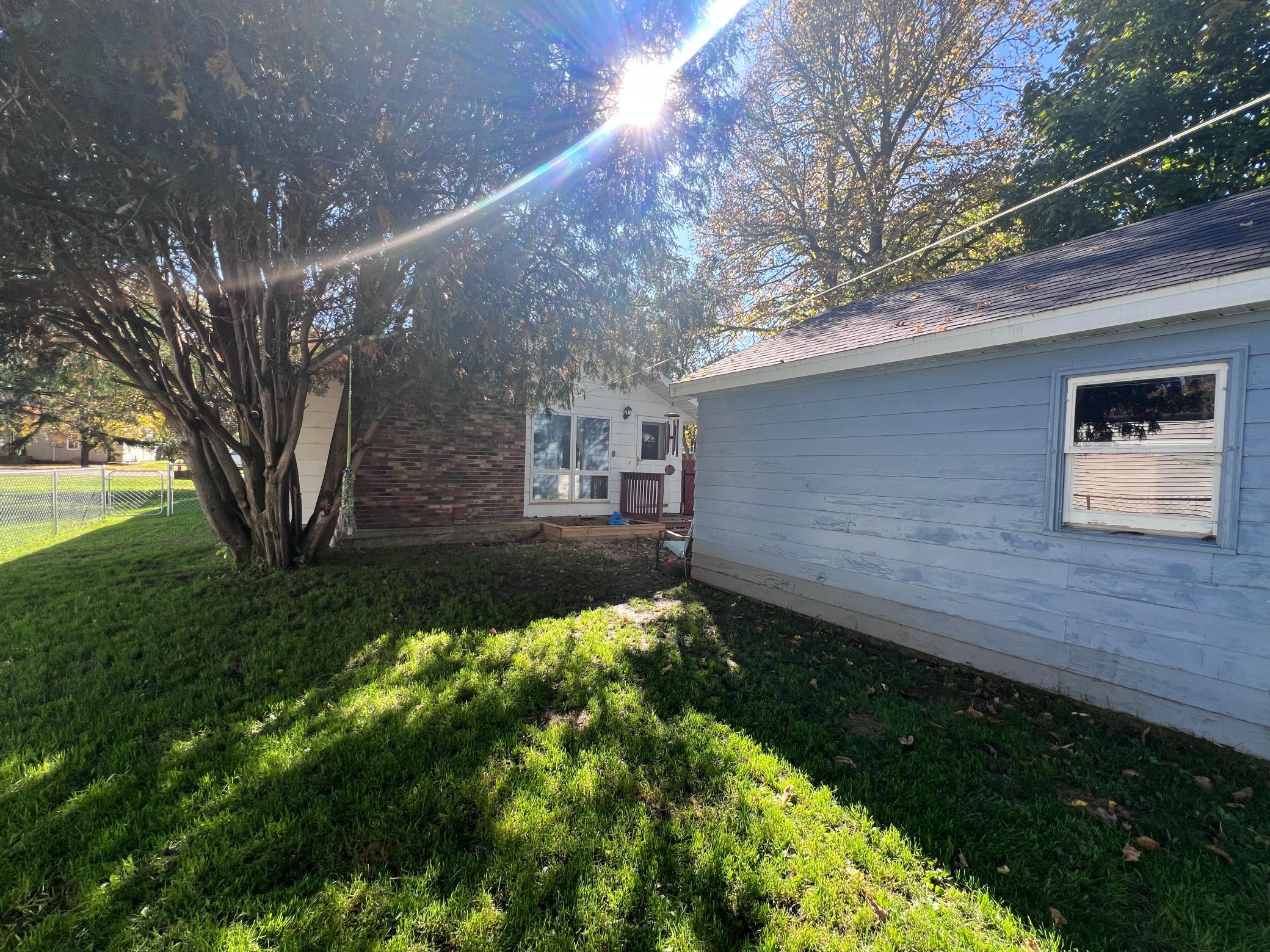 216 2nd Street SE