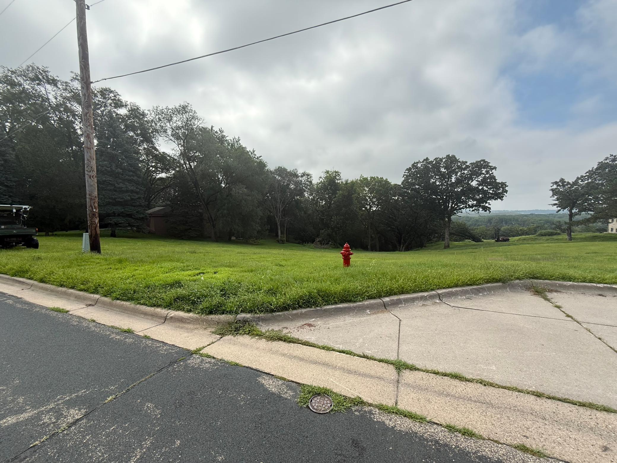 3325 Overlook Drive