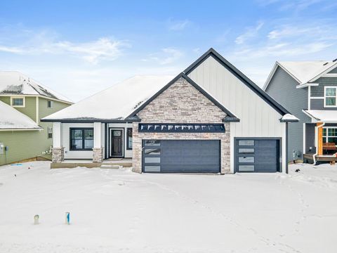 1589 Spruce Street Farmington MN 55024