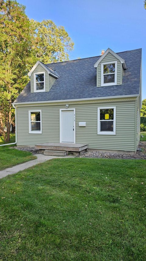 Photo of 313 11th Street S, Benson, MN 56215 (MLS # 6805559)