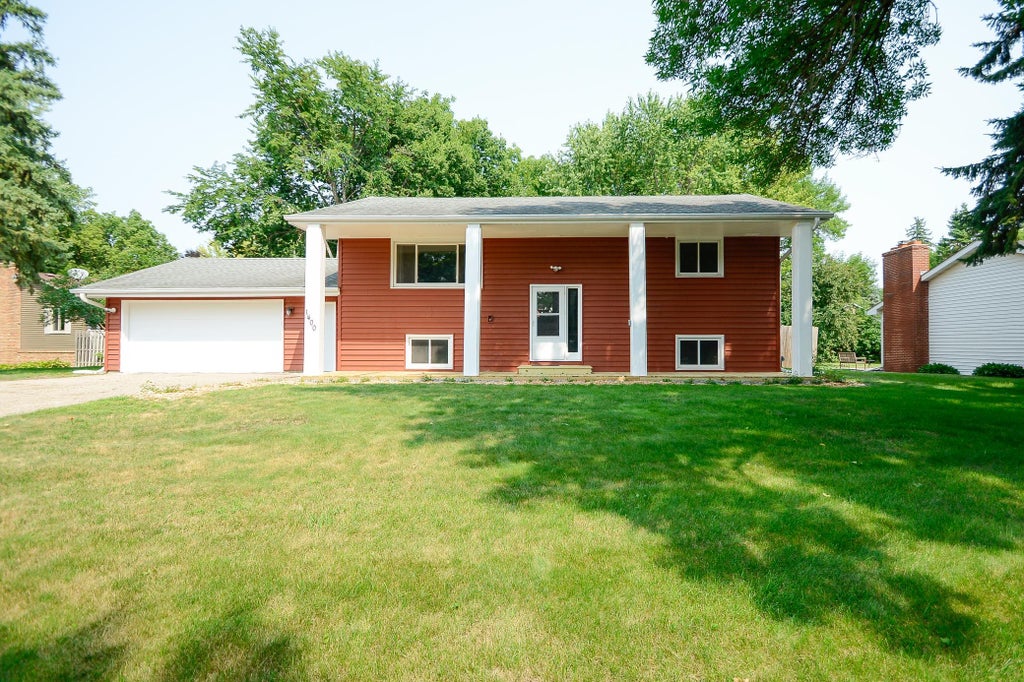 Photo of 1400 Viking Drive, Buffalo, MN 55313 (MLS # 7123827)