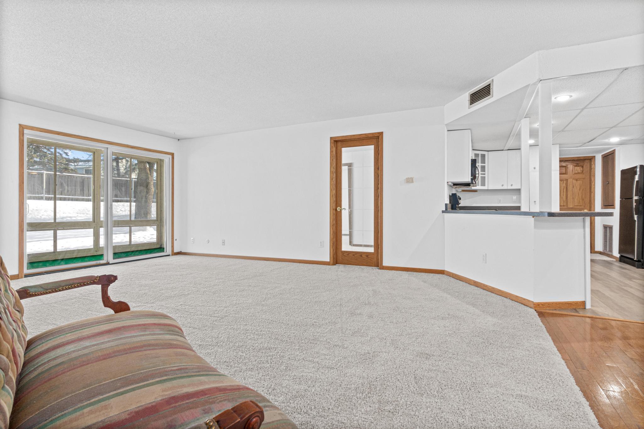 132 Demont Avenue E 136