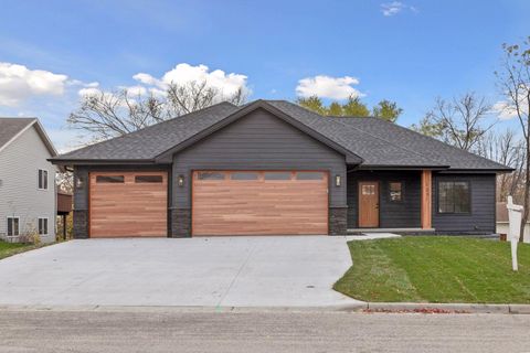 1270 Bellflower Lane Owatonna MN 55060