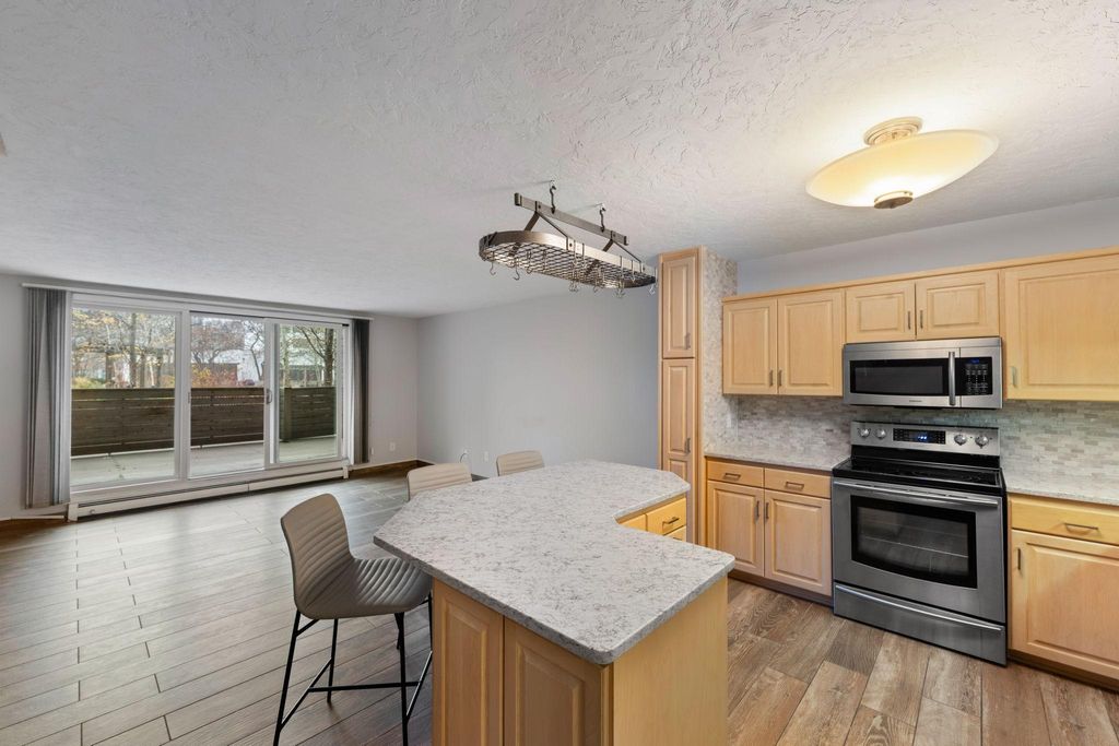 Photo of 1200 Nicollet Mall #218, Minneapolis, MN 55403 (MLS # 6822294)