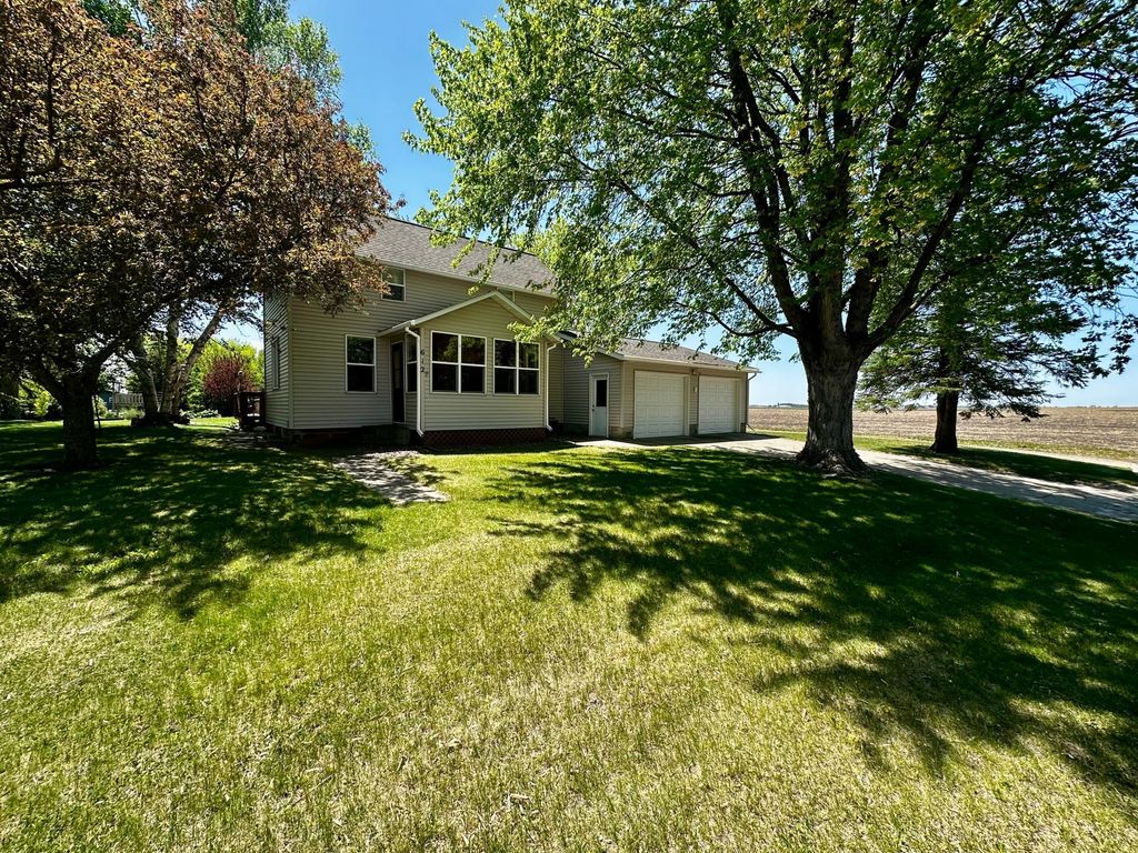 Photo of 612 2nd Street, Lucan, MN 56255 (MLS # 7075589)