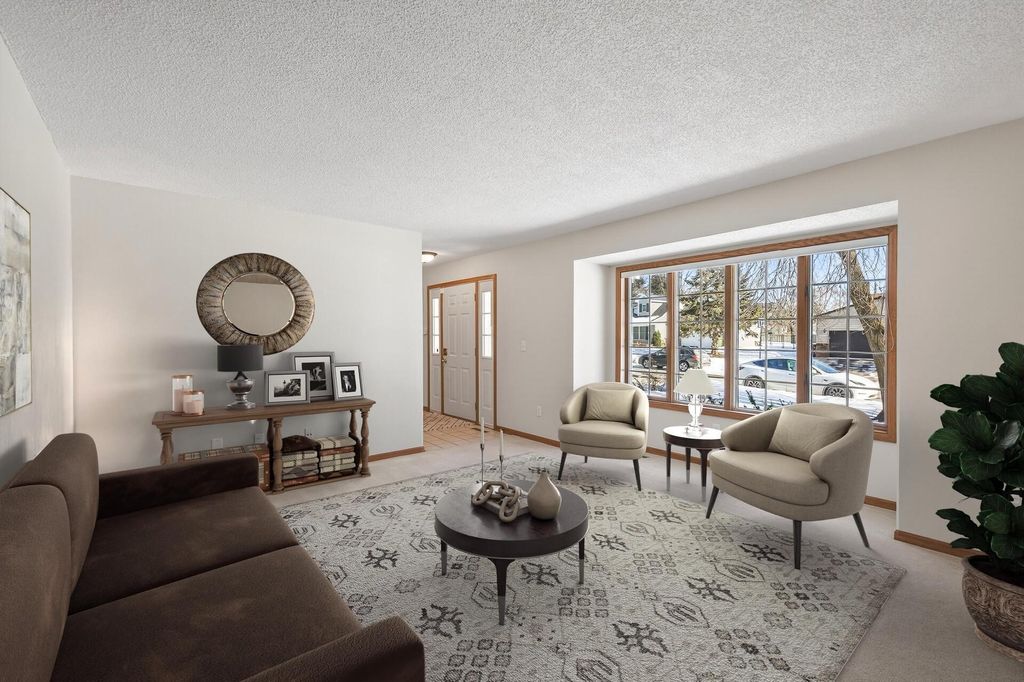 Photo of 268 Shamrock Drive, Mahtomedi, MN 55115 (MLS # 7005822)