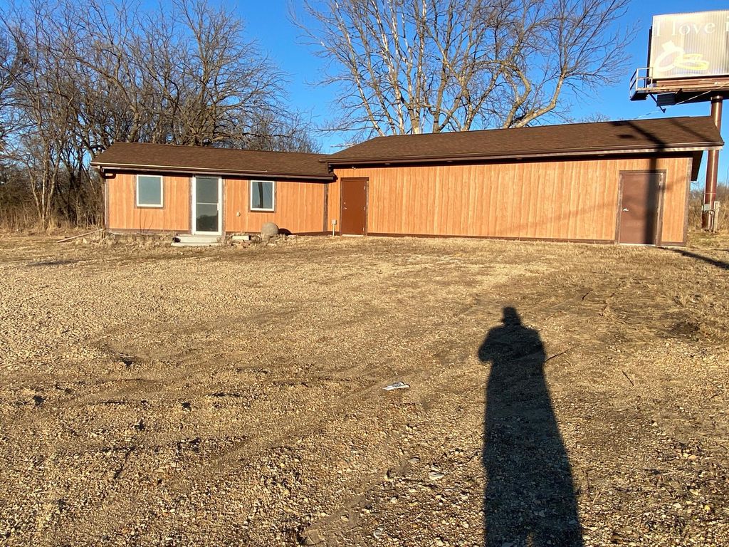 Photo of 817 Marshall Street, Albert Lea, MN 56007 (MLS # 7036230)