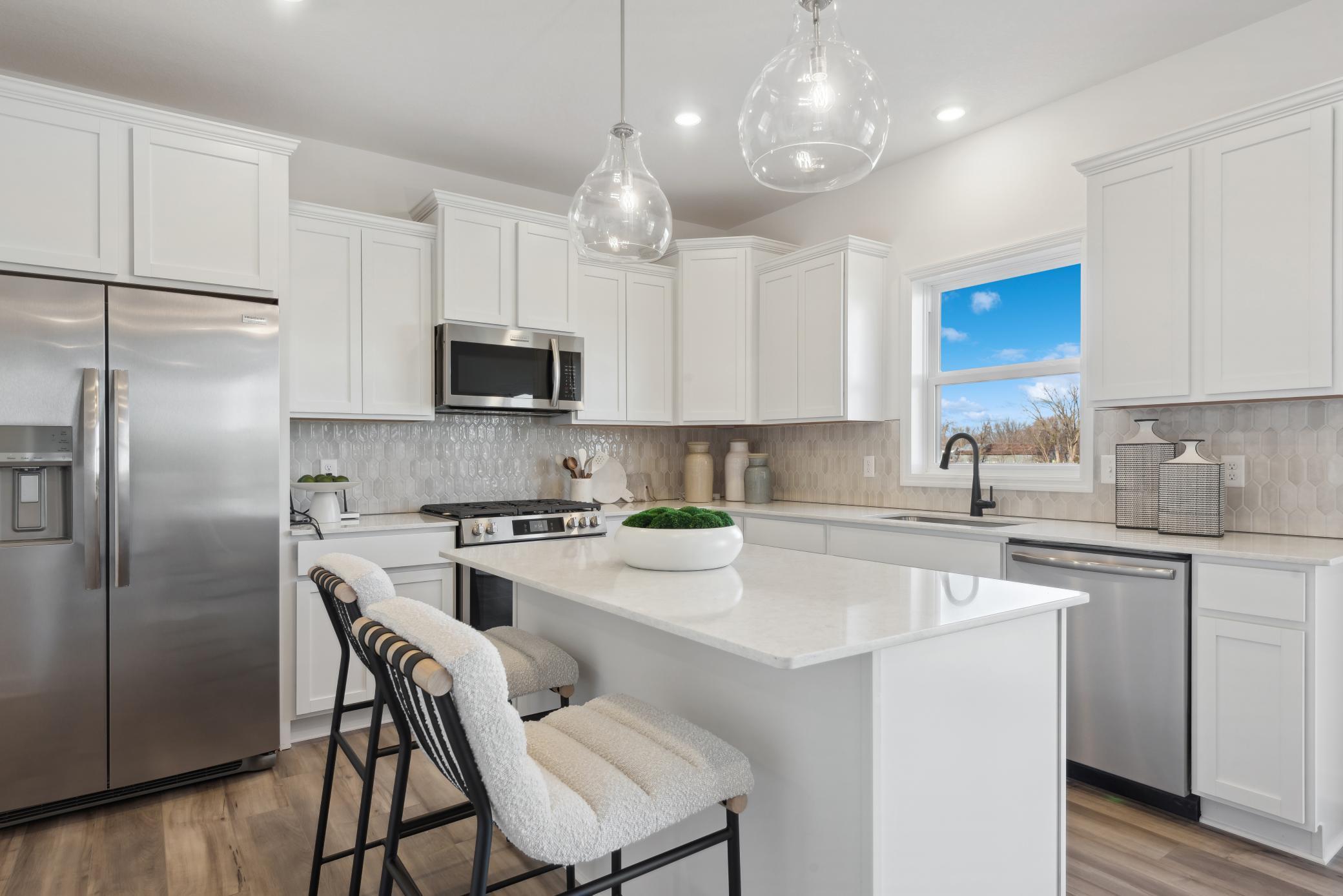 9571 Lydia Lane