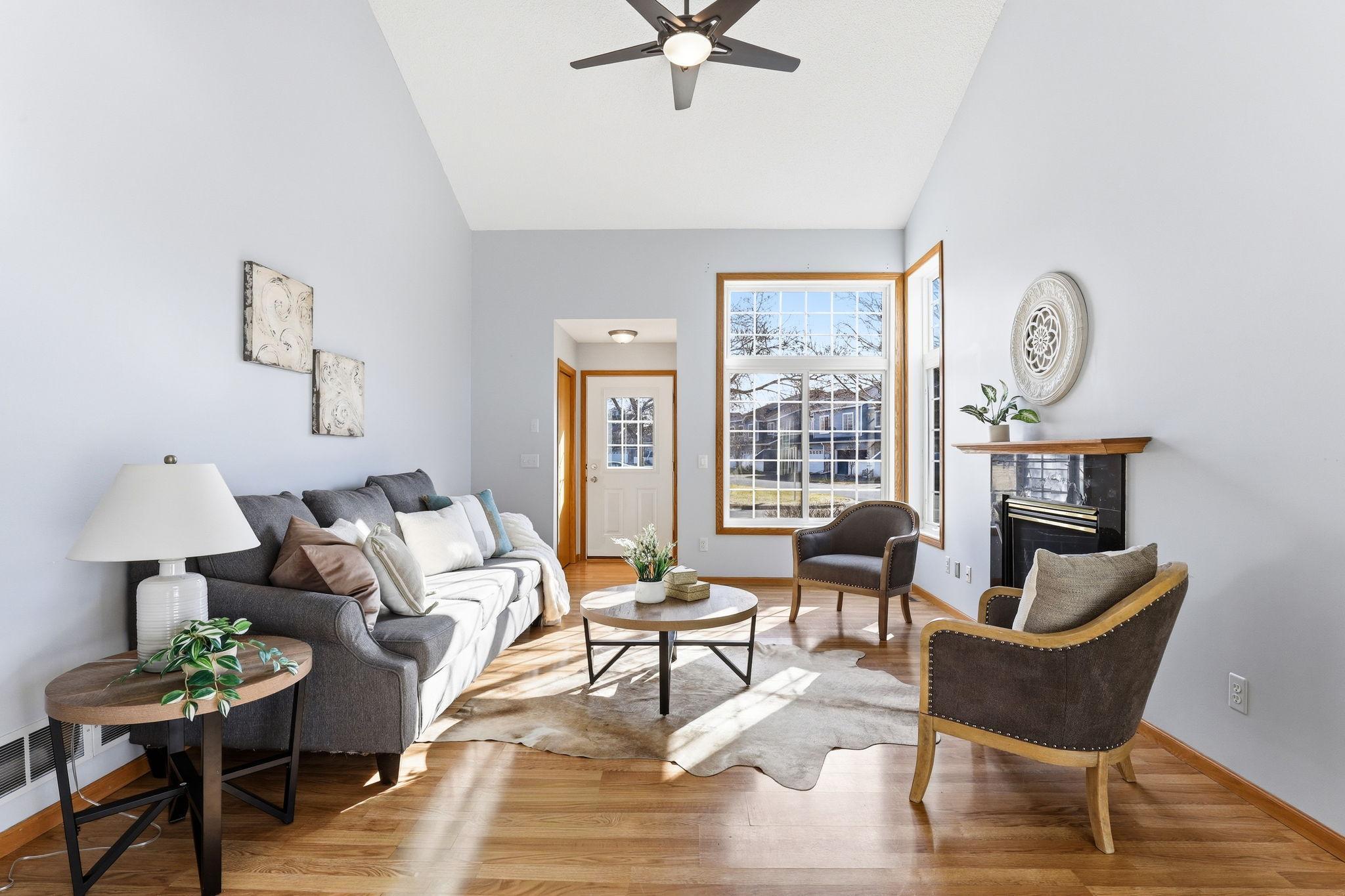 8813 Hastings Circle NE