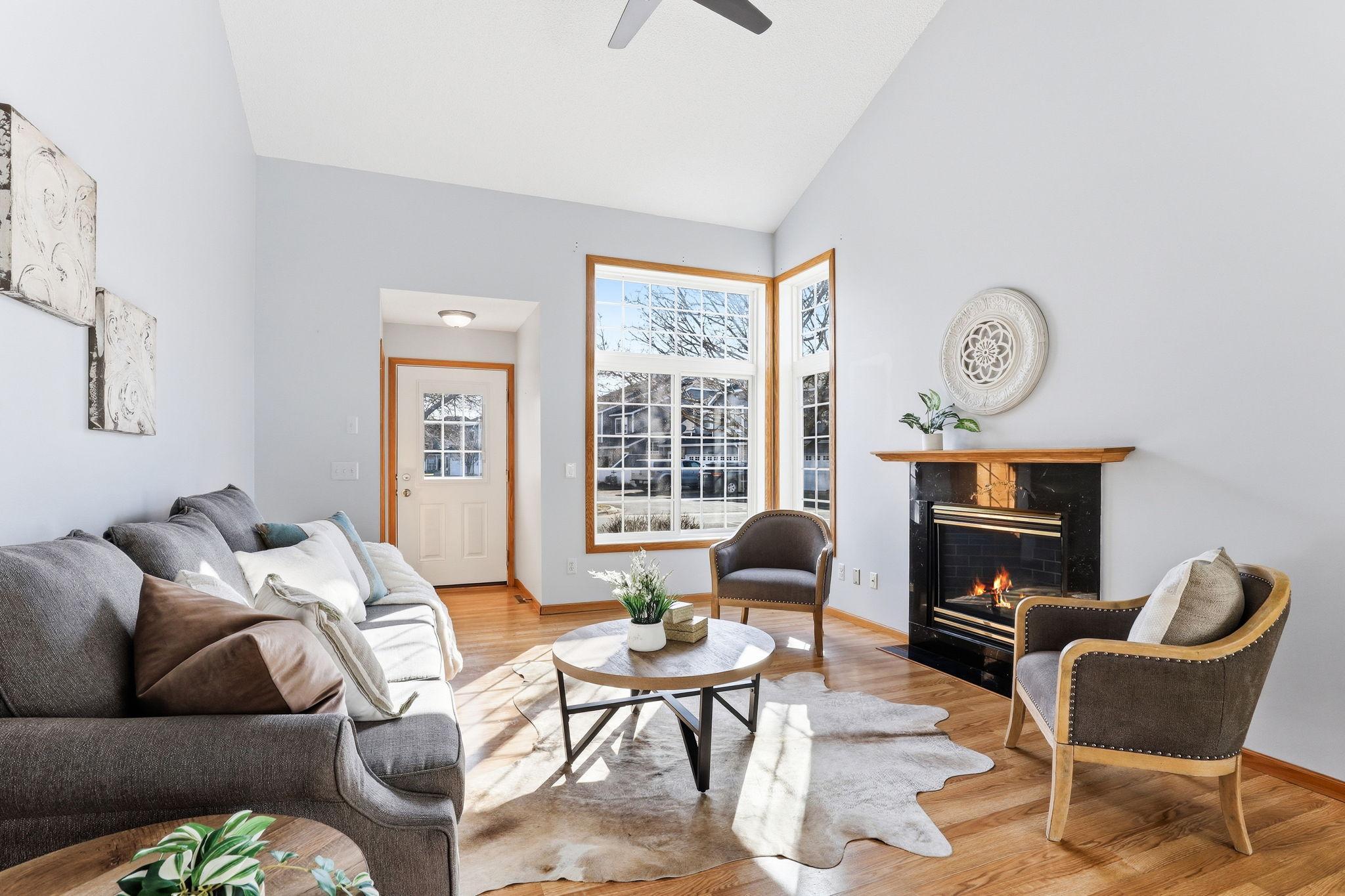 8813 Hastings Circle NE