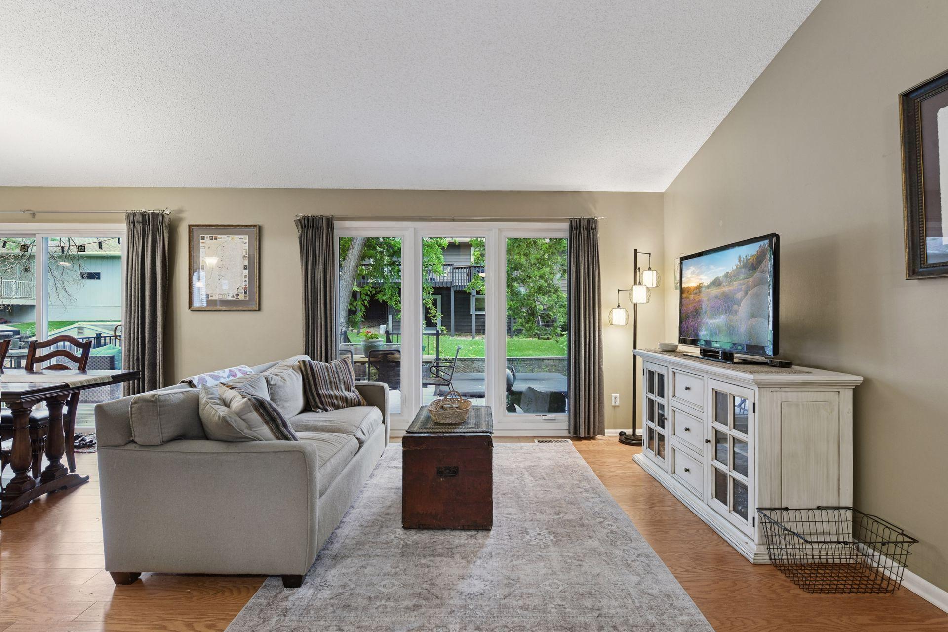 5248 Overlook Drive