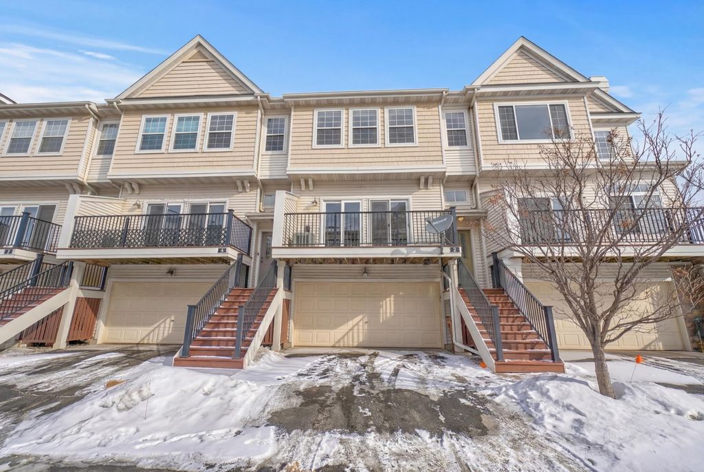 Photo of 4333 Victor Path #3, Hugo, MN 55038 (MLS # 7000118)