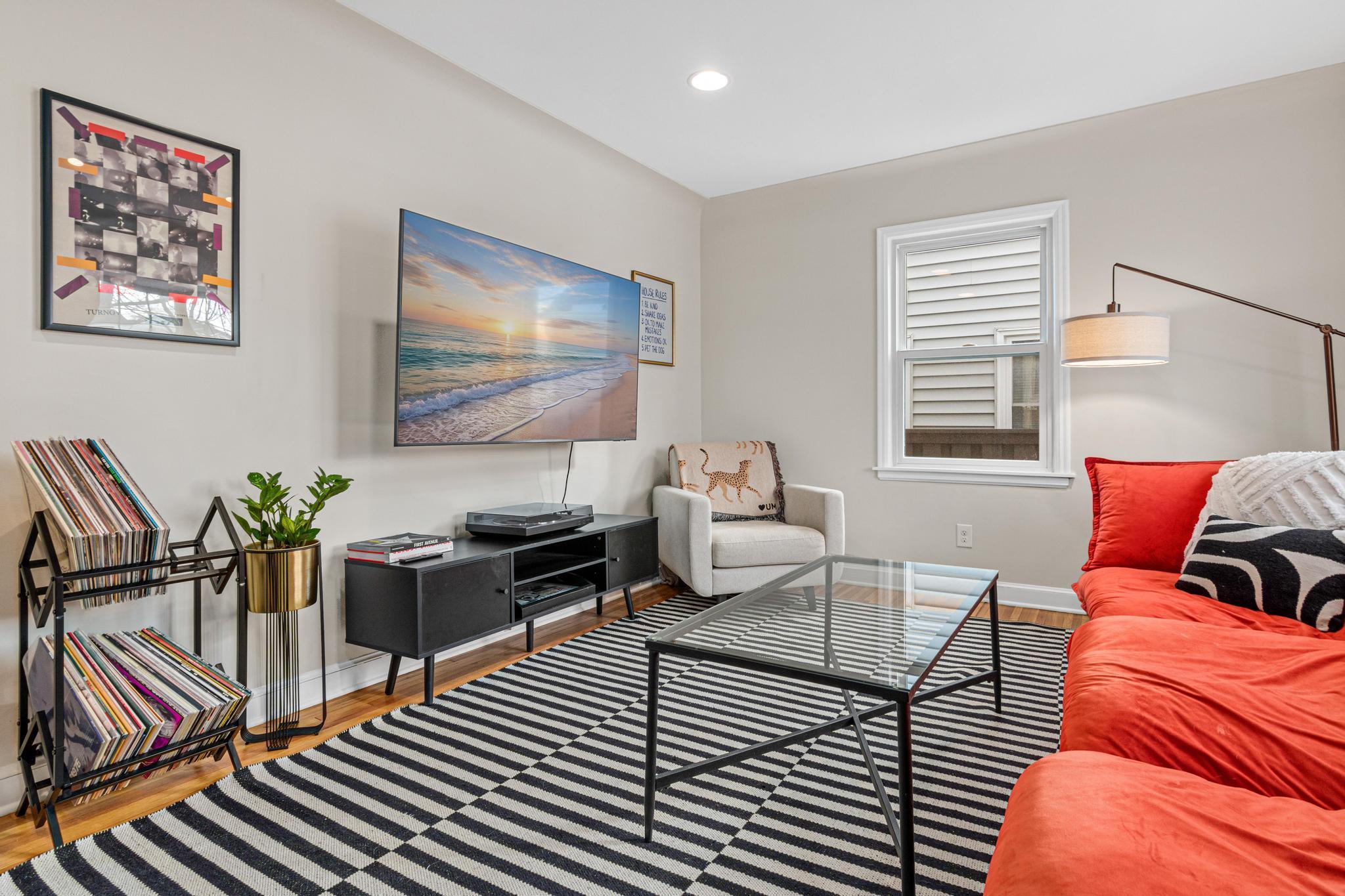 2909 Georgia Avenue S