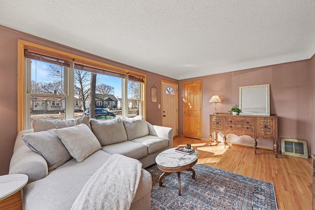 Photo of 5425 31st Avenue S, Minneapolis, MN 55417 (MLS # 7028497)