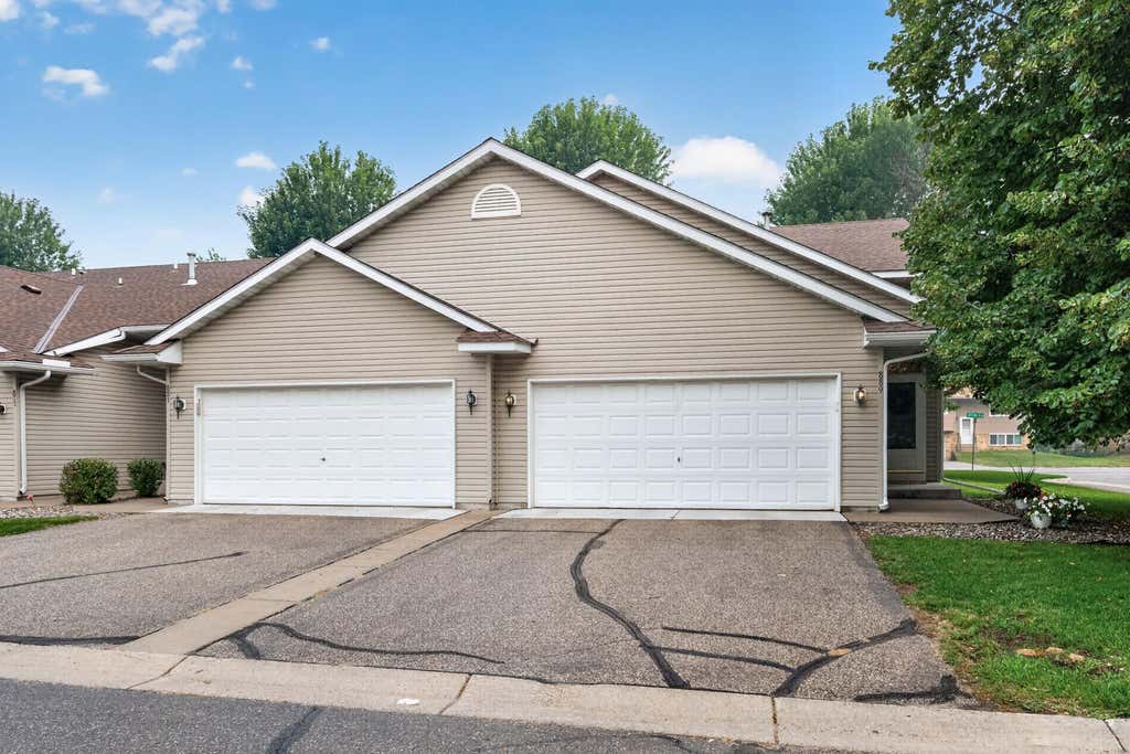 Photo of 889 125th Drive NE, Blaine, MN 55434 (MLS # 7099572)