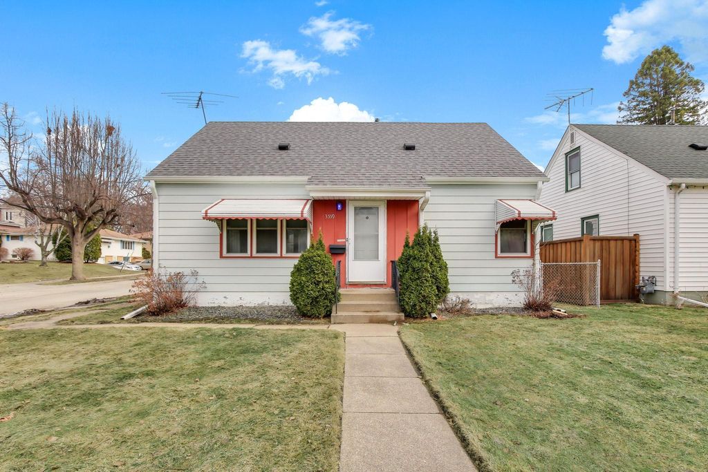 Photo of 3559 Taylor Street NE, Minneapolis, MN 55418 (MLS # 7032632)