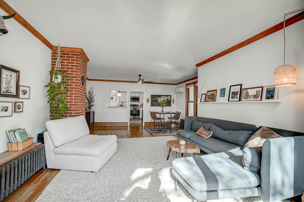 906 4th Street N