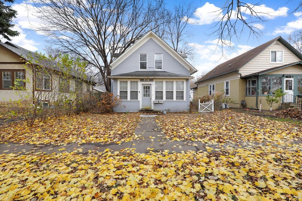 Photo of 850 22nd Avenue SE, Minneapolis, MN 55414 (MLS # 7046688)