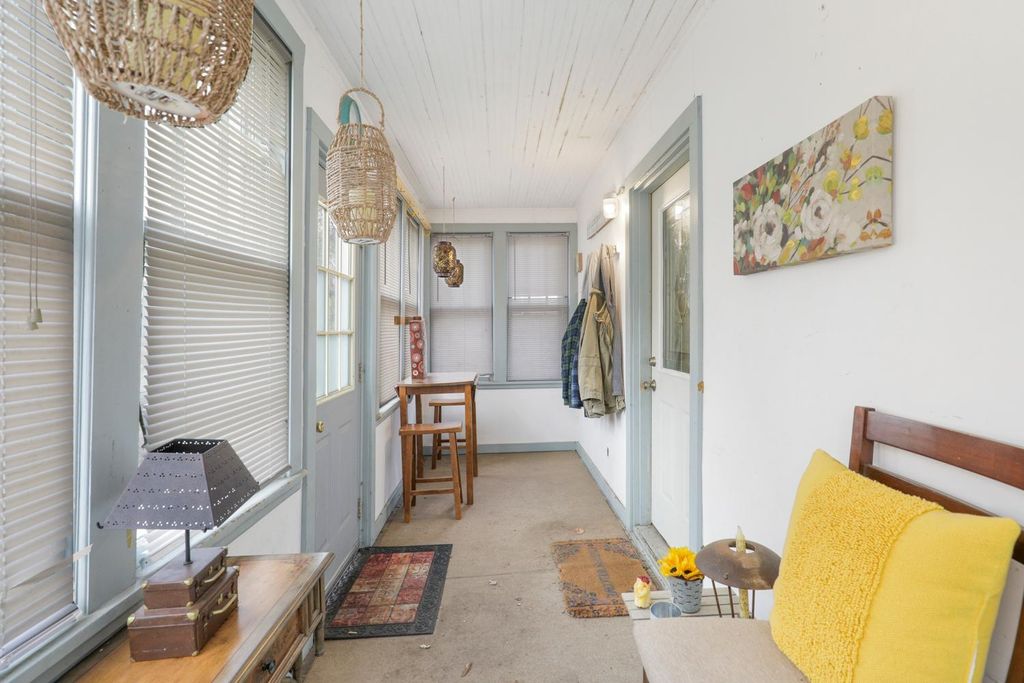 Photo of 850 22nd Avenue SE, Minneapolis, MN 55414 (MLS # 7046688)