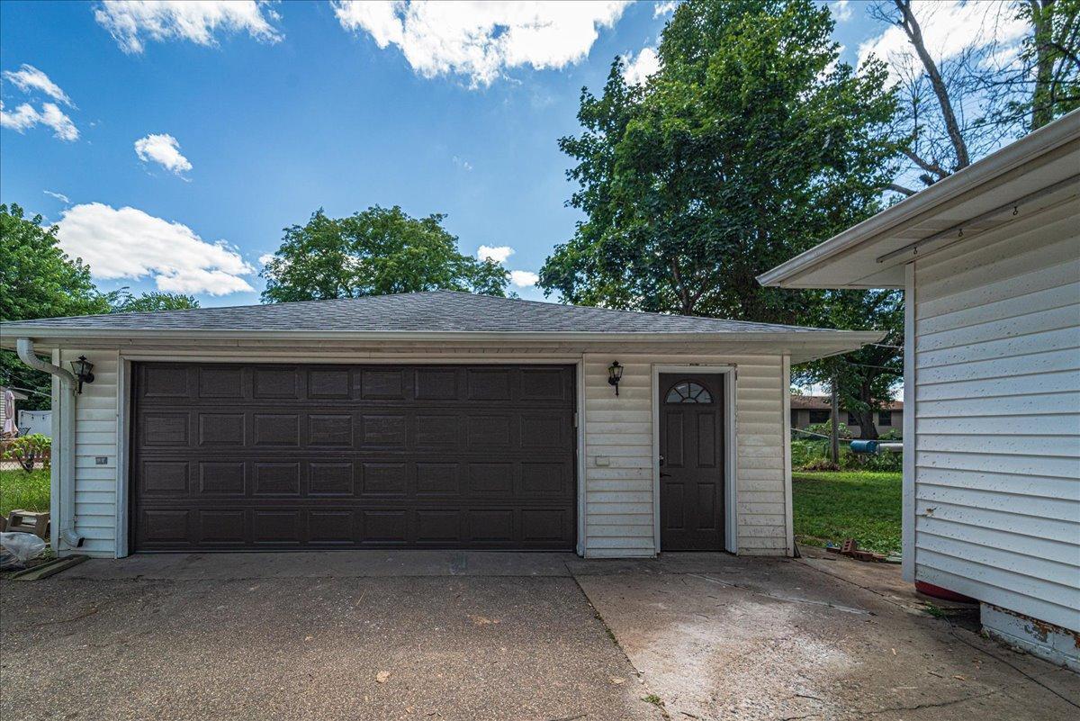 2034 Emerald Lane