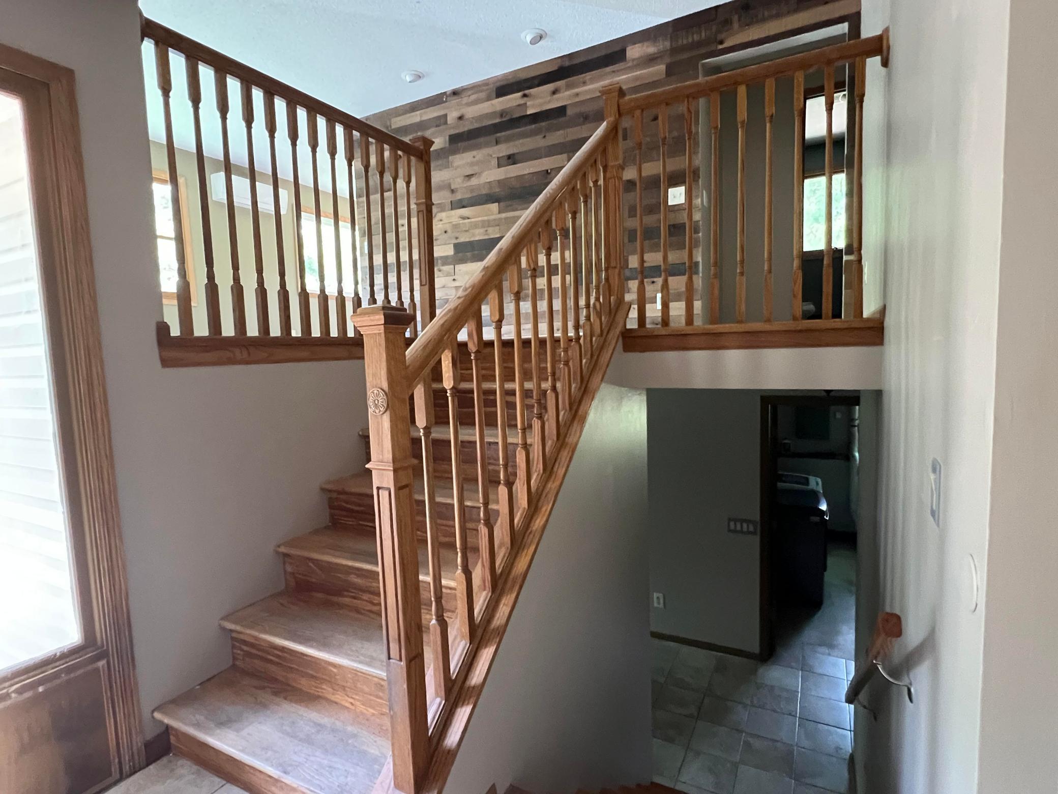 7952 Braddock Avenue NE