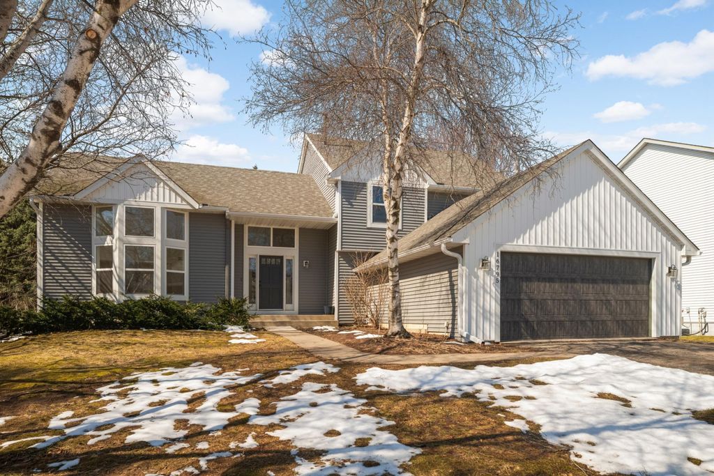 Photo of 16795 Illinois Avenue, Lakeville, MN 55044 (MLS # 7041777)