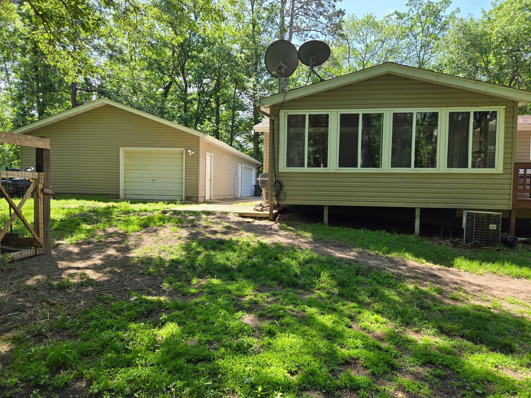 4570 Pine Point Drive NW