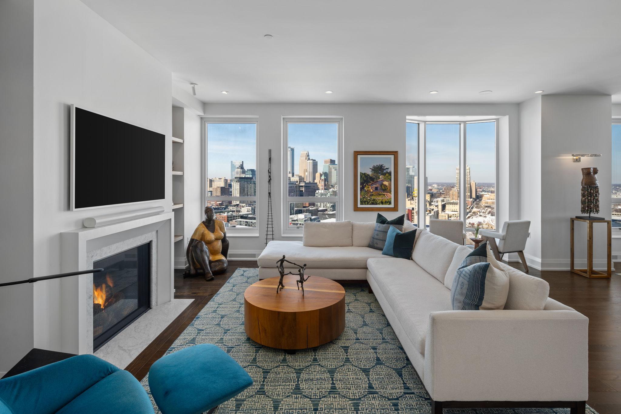 1111 W River Parkway 24A