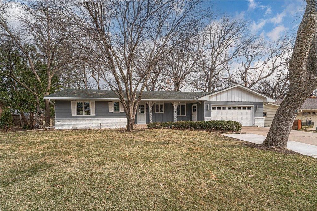 Photo of 1463 Trollhagen Drive NE, Fridley, MN 55421 (MLS # 7035890)
