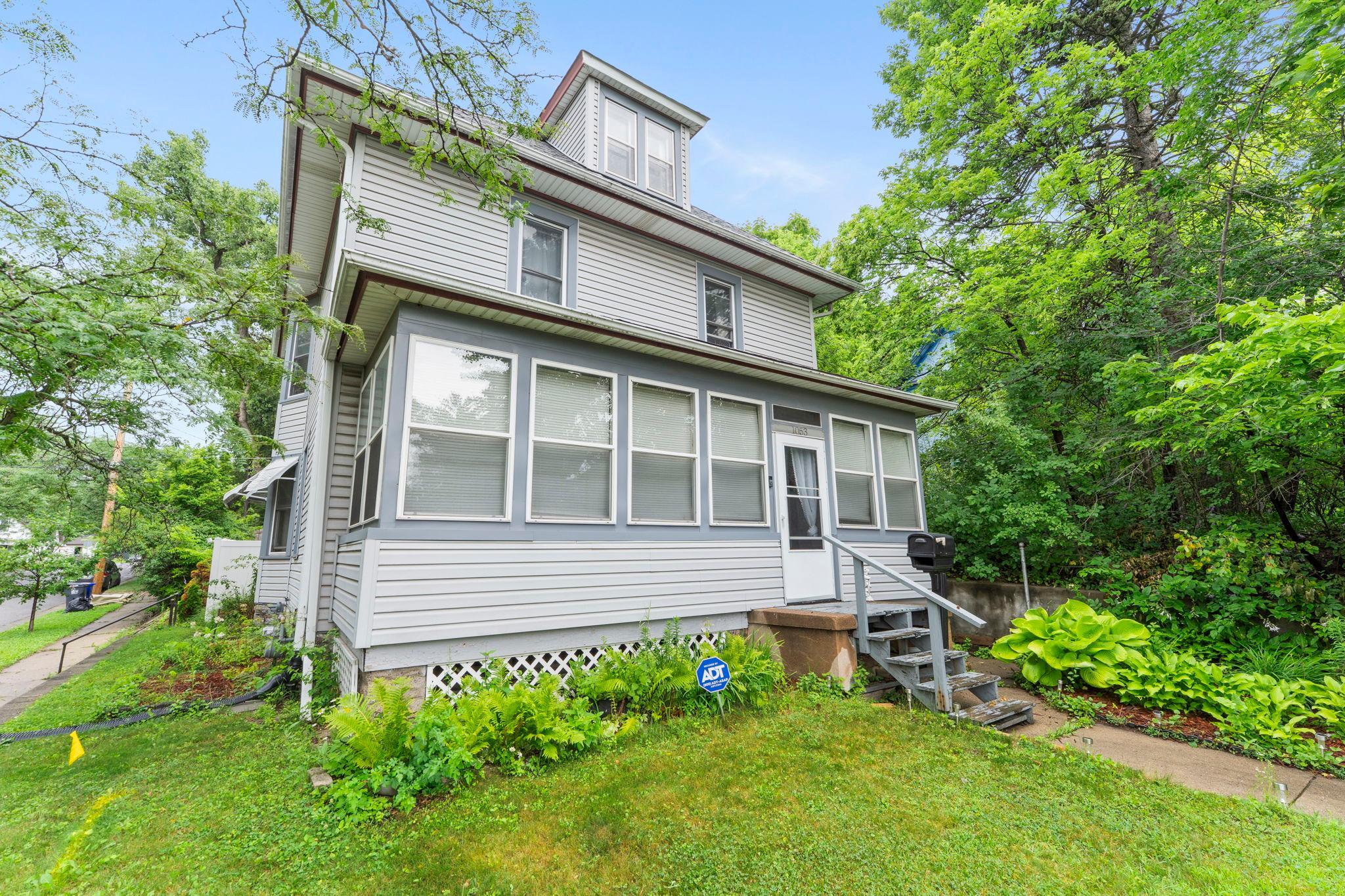 1053 Jessie Street