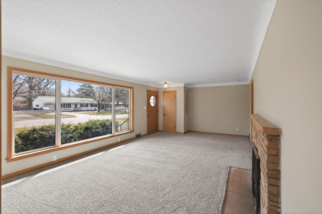 Photo of 2009 Wheeler Street N, Roseville, MN 55113 (MLS # 6799176)