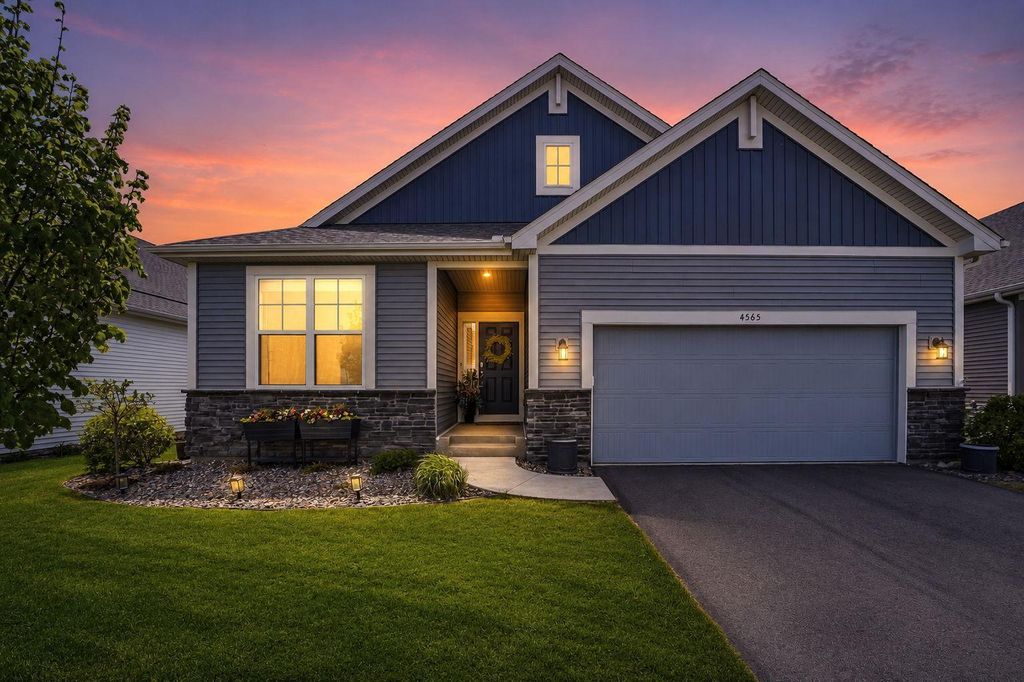 Photo of 4565 Cobalt Lane, Woodbury, MN 55129 (MLS # 7071489)
