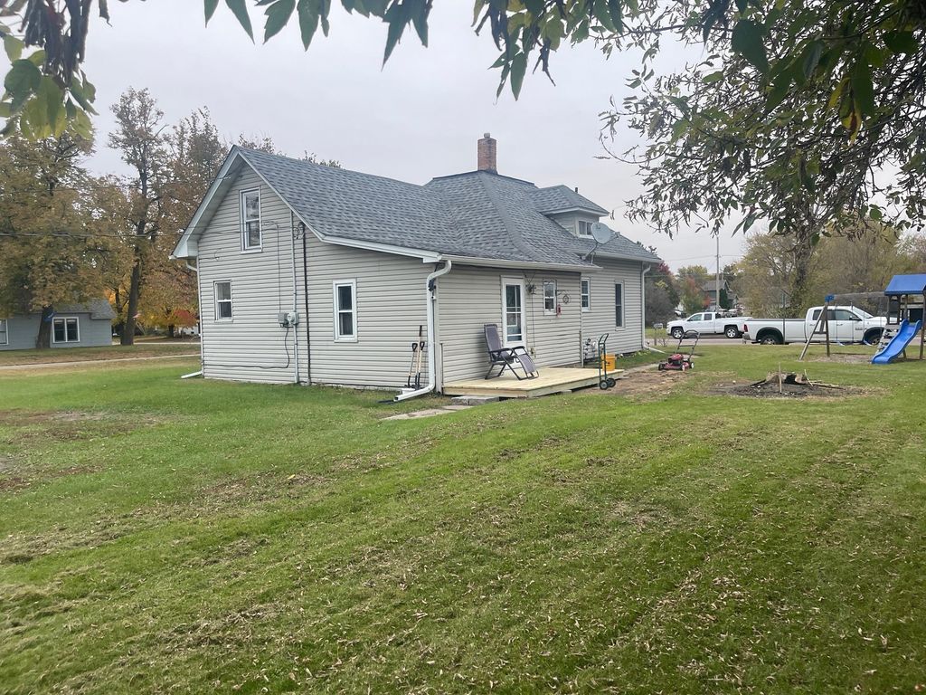 Photo of 121 1st Avenue NE, Brainerd, MN 56401 (MLS # 6805156)