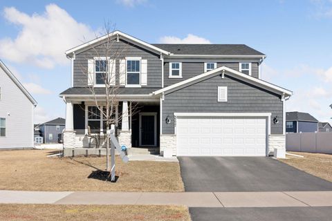 3777 112th Circle NE Blaine MN 55449