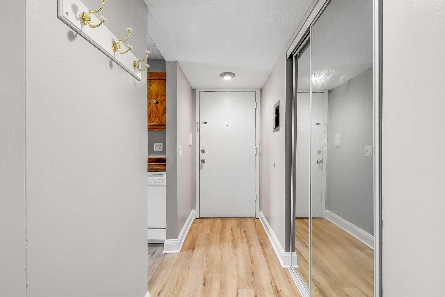 831 Old Settlers Trail 3