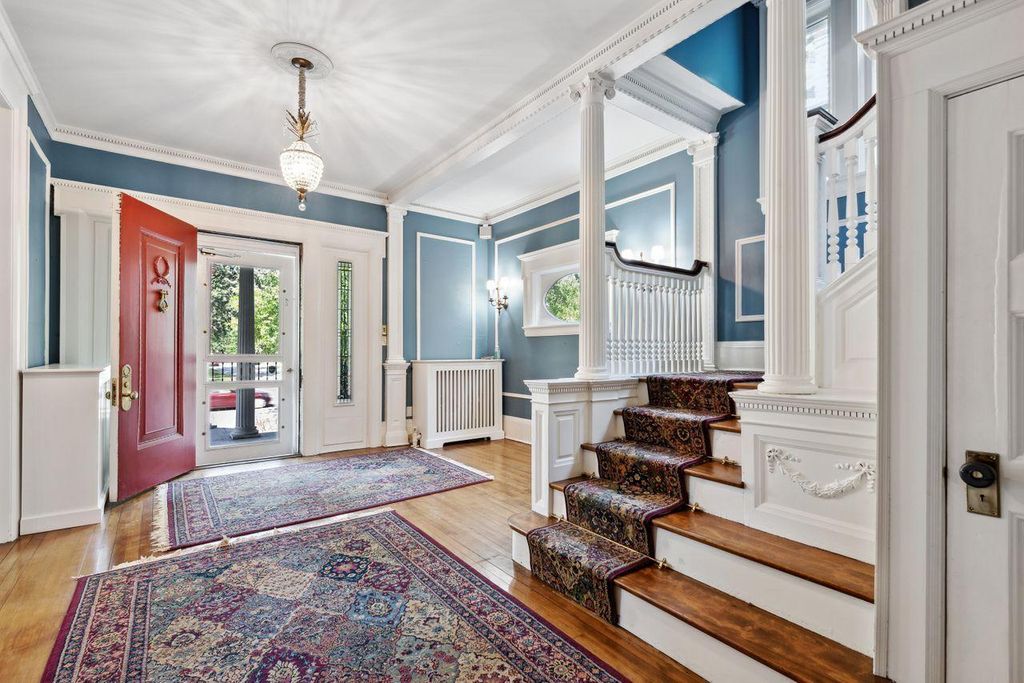 Photo of 506 Summit Avenue, Saint Paul, MN 55102 (MLS # 6478136)