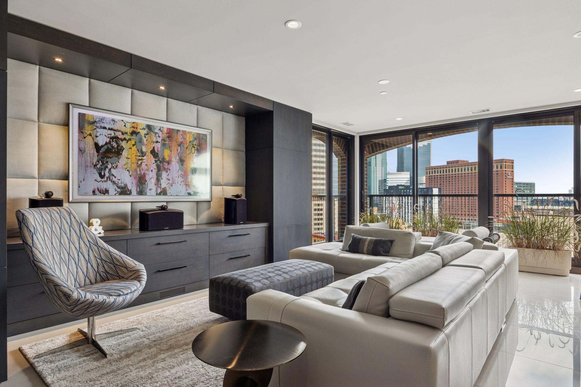 1201 Yale Place 1110