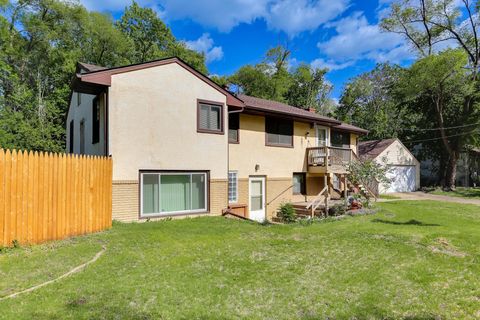 1550 English Street Saint Paul MN 55106