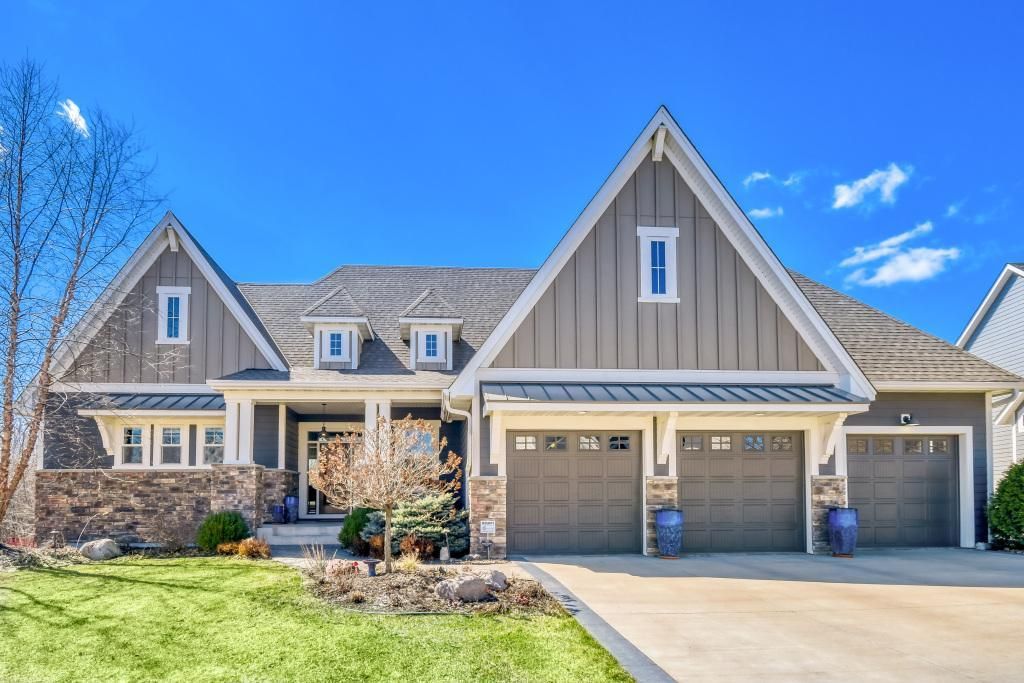 Photo of 5676 Garden Drive, Woodbury, MN 55129 (MLS # 7032925)