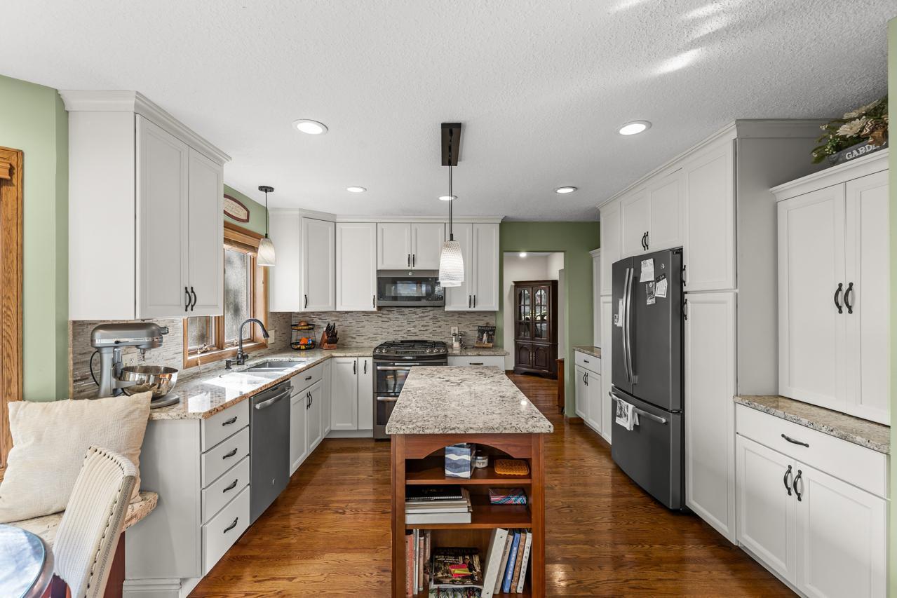 1110 Hollybrook Drive