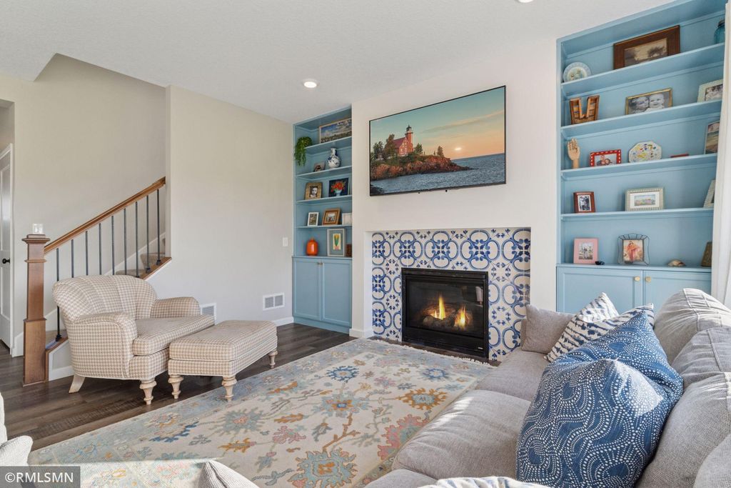 Photo of 6388 Jeffery Avenue S, Cottage Grove, MN 55016 (MLS # 7013238)