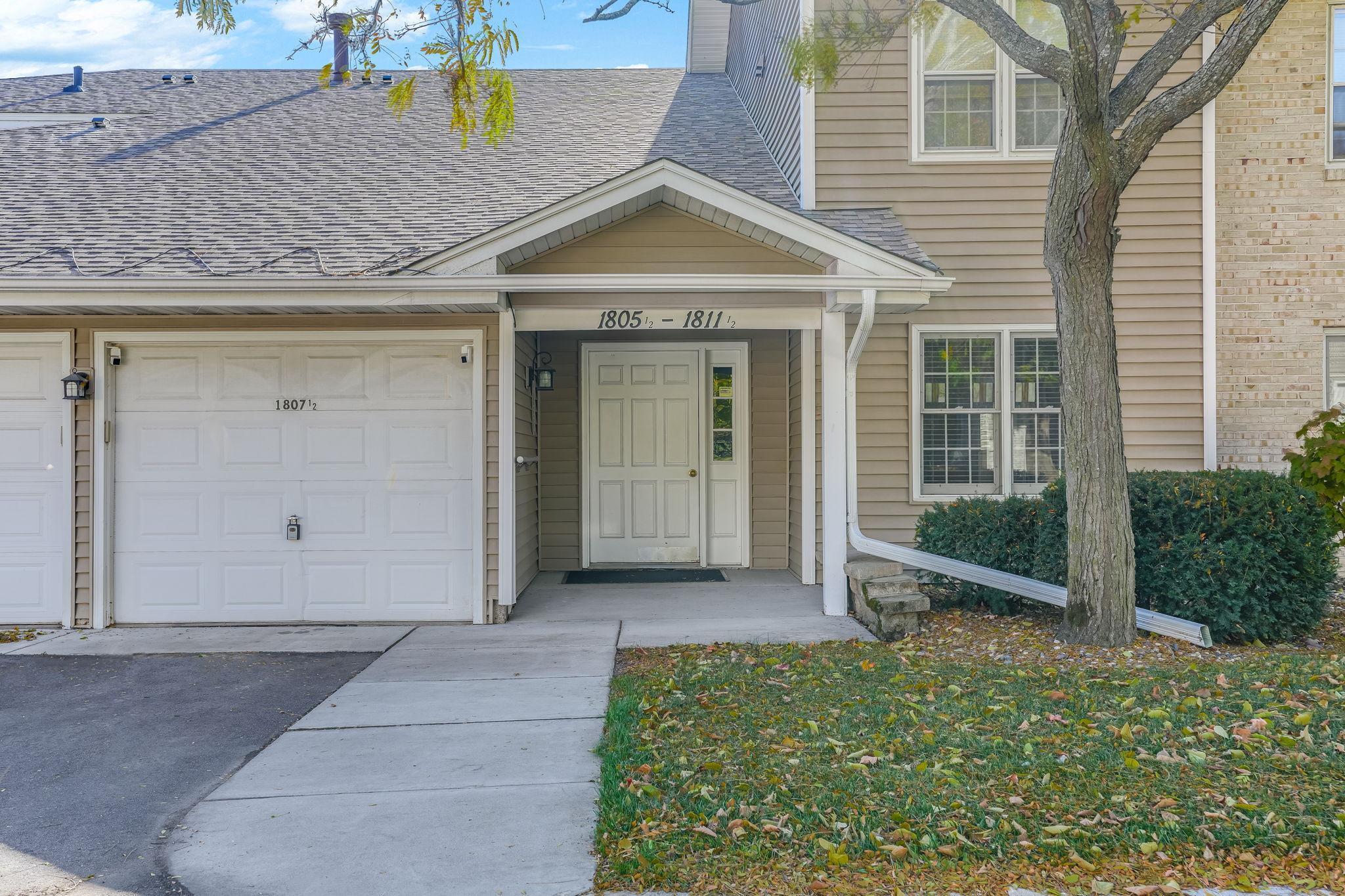 1807 1/2 County Road E East 34