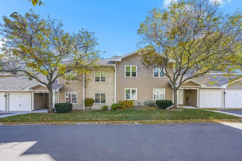 1807 1/2 County Road E East 34 White Bear Lake MN 55110