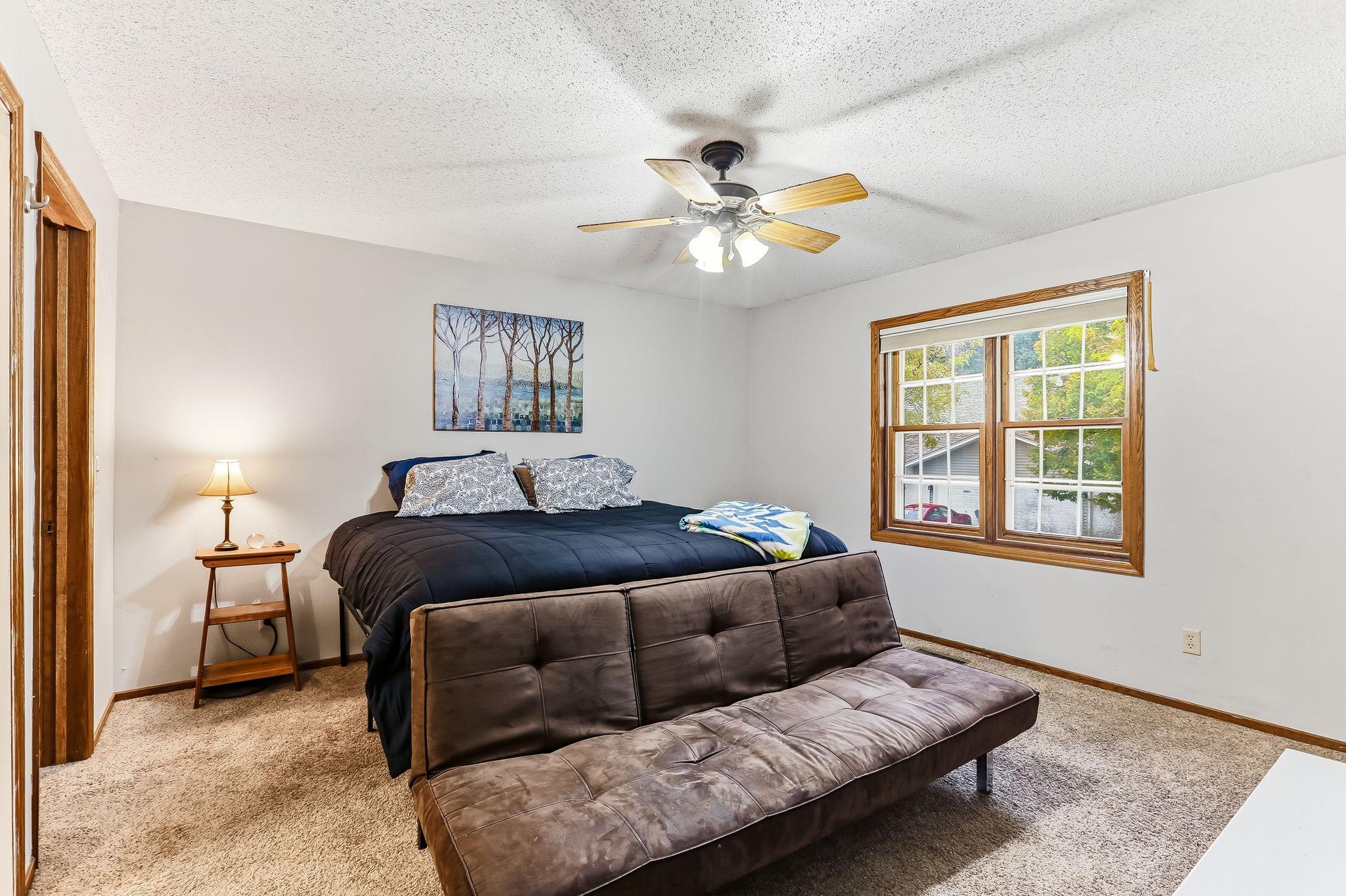 1807 1/2 County Road E East 34