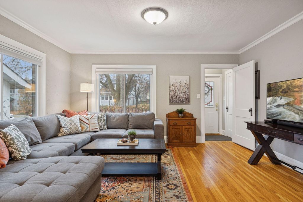 Photo of 1141 Blair Avenue, Saint Paul, MN 55104 (MLS # 6823870)