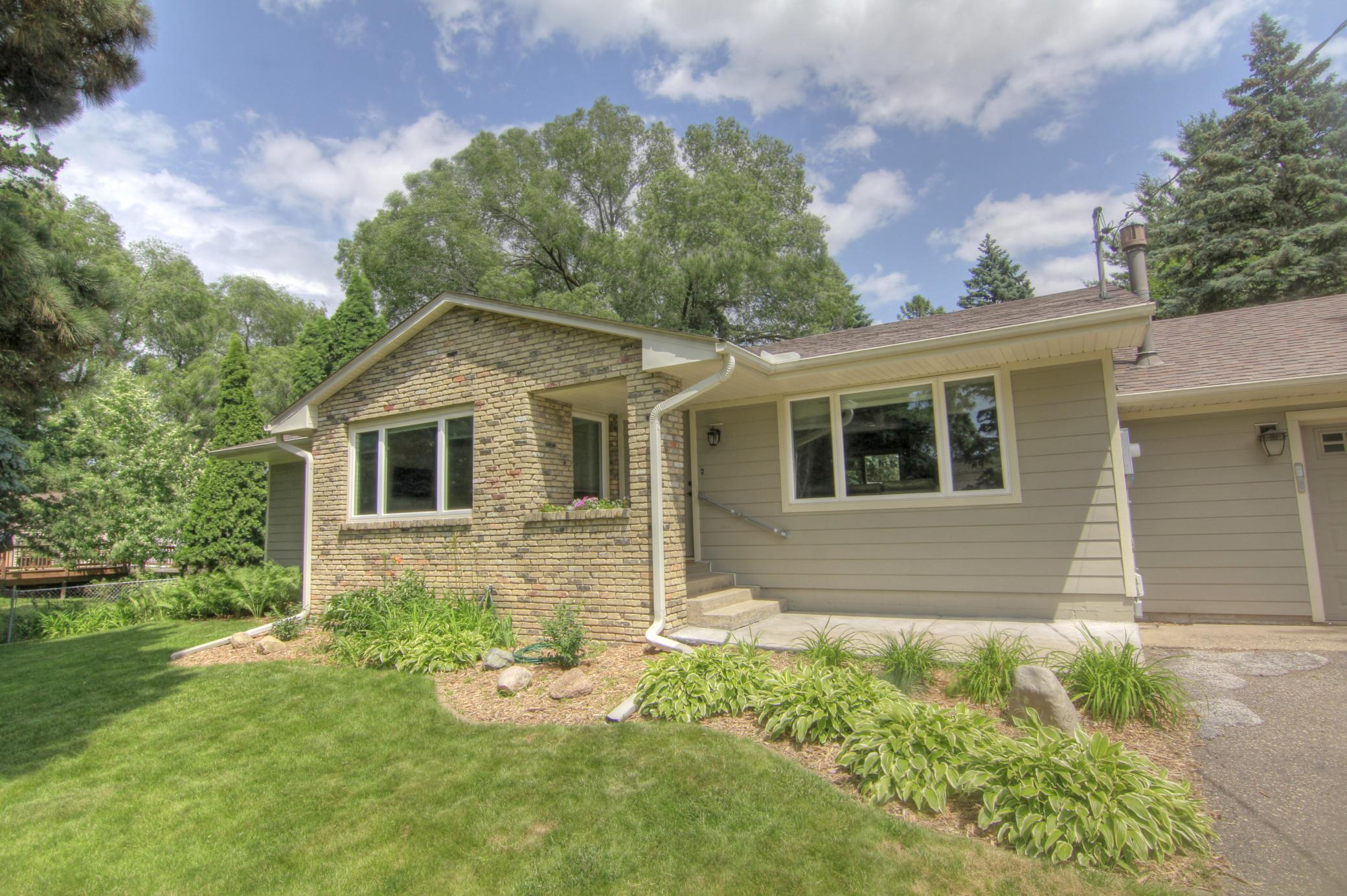 2830 Noel Drive