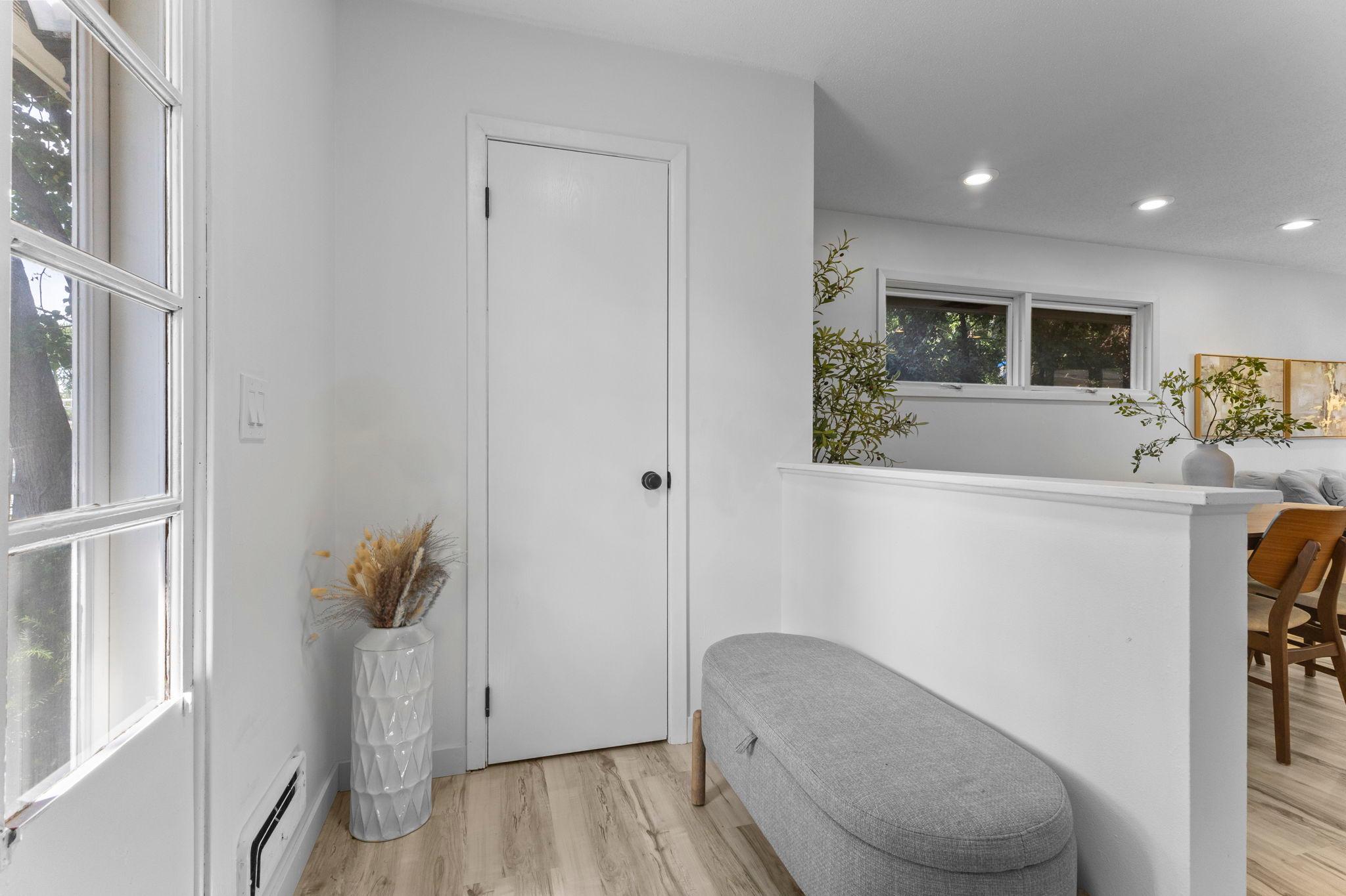 3818 W 103rd Street