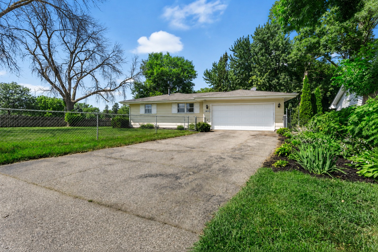 3818 W 103rd Street