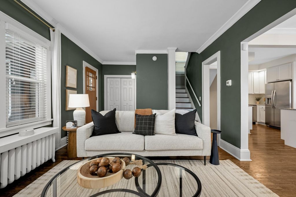 Photo of 5200 York Avenue S, Minneapolis, MN 55410 (MLS # 6802298)